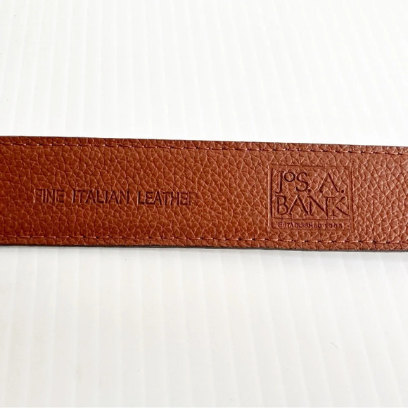 Jos. A. Bank Italian Leather Belt Size 40 Black Gold Buckle Dress Belt Office - Picture 4 of 7